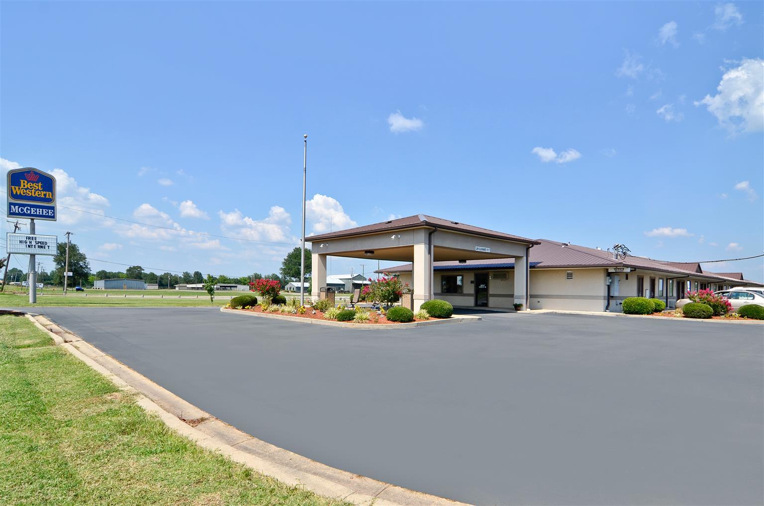 Super 8 By Wyndham Mcgehee Hotel Buitenkant foto